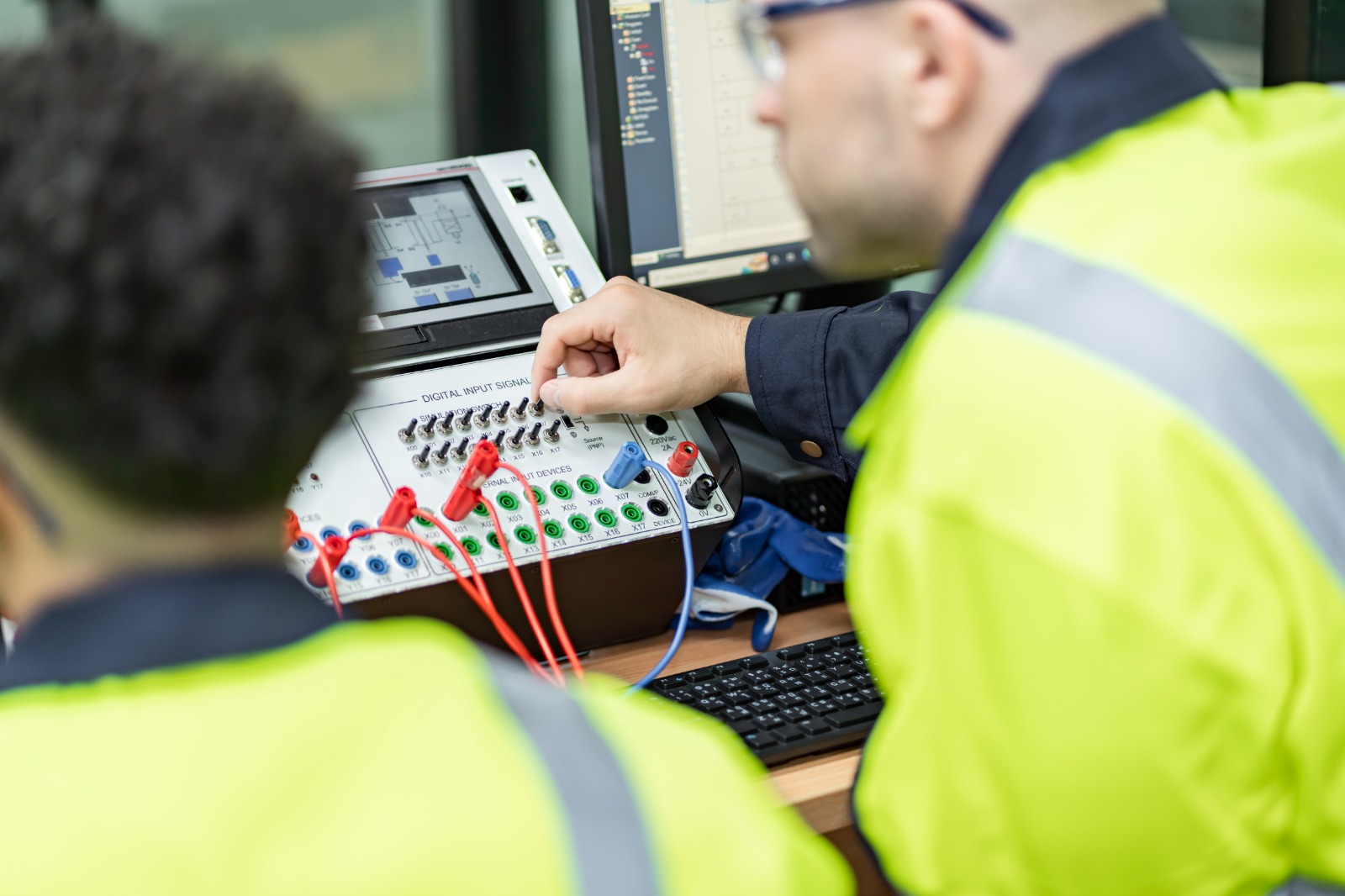 Qualified engineers and technicians on site